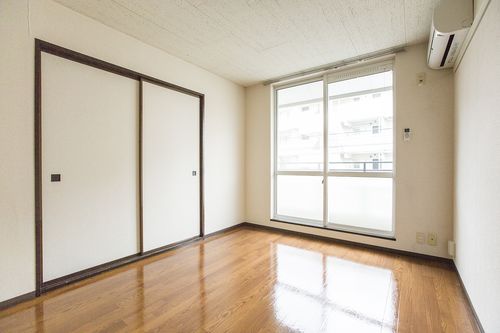 ★人気の角部屋・2面採光★駅チカ3分の2LDK★