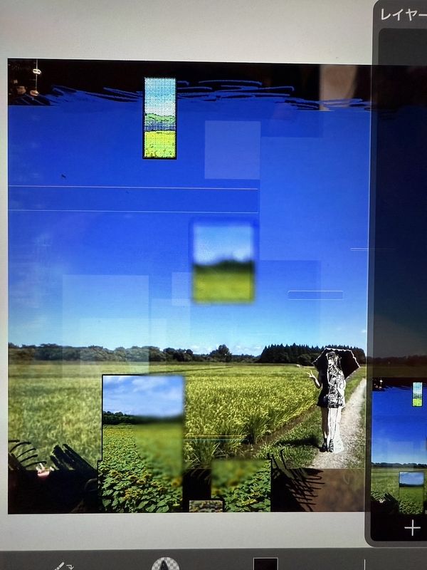 ひまわり畑の写真を使用します。