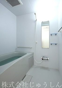 バリアフリー付き浴室です　横浜市港北区