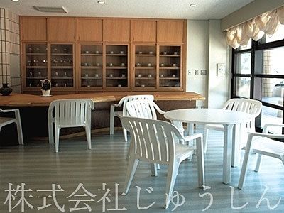 お食事などをするスペースです。横浜市戸塚区の特別養護老人ホーム