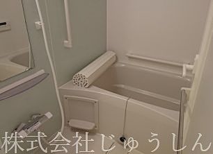 バリアフリー付き浴室です　
横浜市都筑区サービス付き高齢者向け住宅