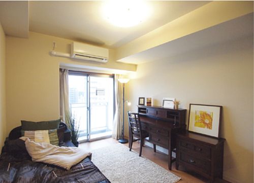 居室は１K ～２LDK の個室が３８部屋ございます。
サービス付き高齢者向け住宅