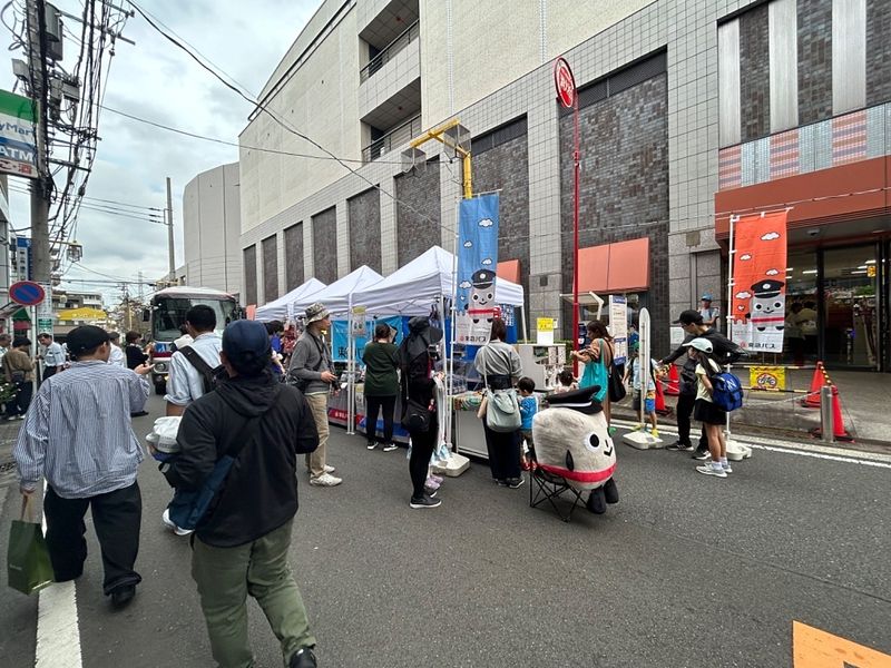 こんにちは♪株式会社じゅうしん賃貸担当の杉浦です。10月27日に日吉サンロードで行われた日吉アートフェスに行って来たのでご紹介します