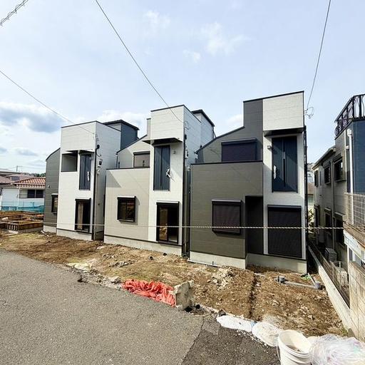 東横線「妙蓮寺」駅徒歩12分♪全3棟の新築戸建て 2階建て、4LDK♪