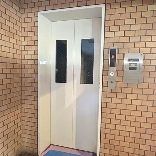エントランス エレベーター有り♪